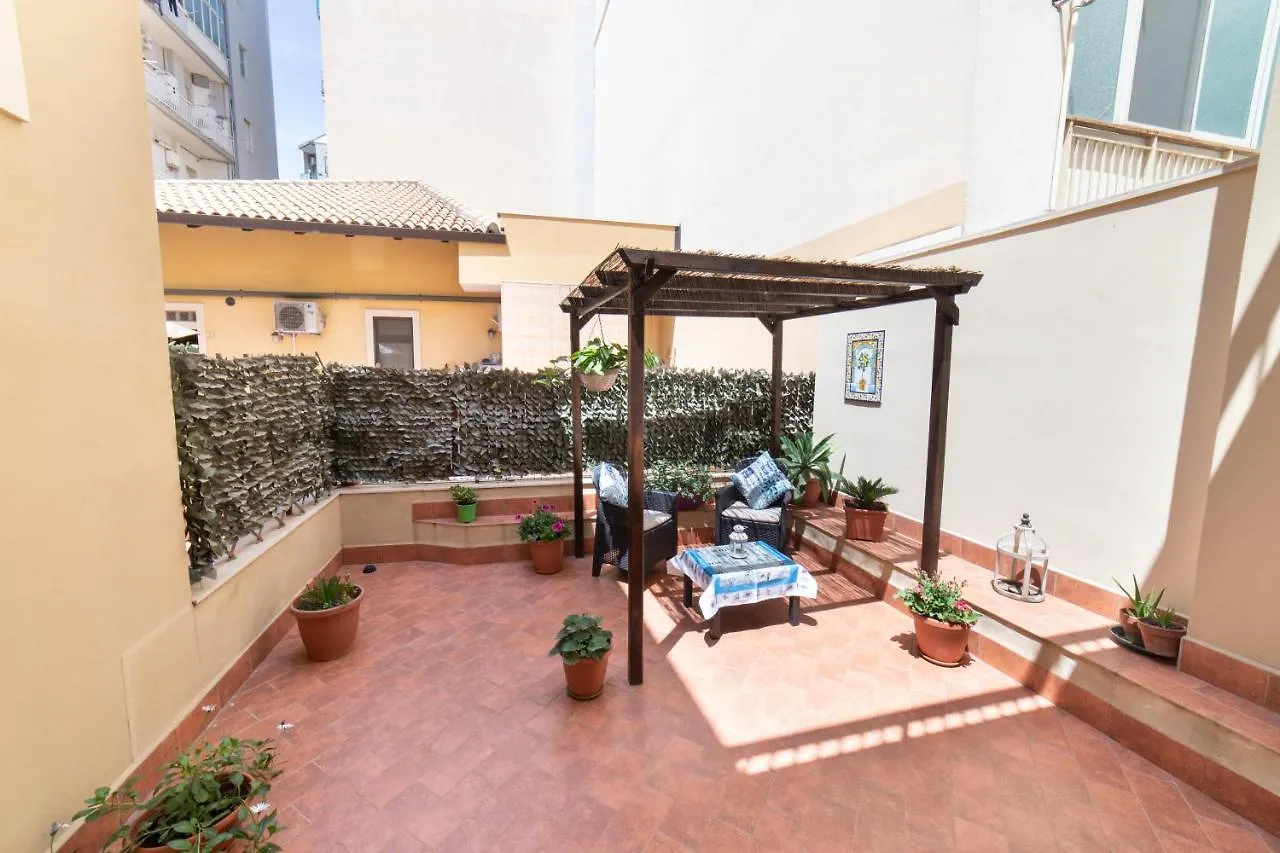 Alceo Apartment Syracuse Holiday home