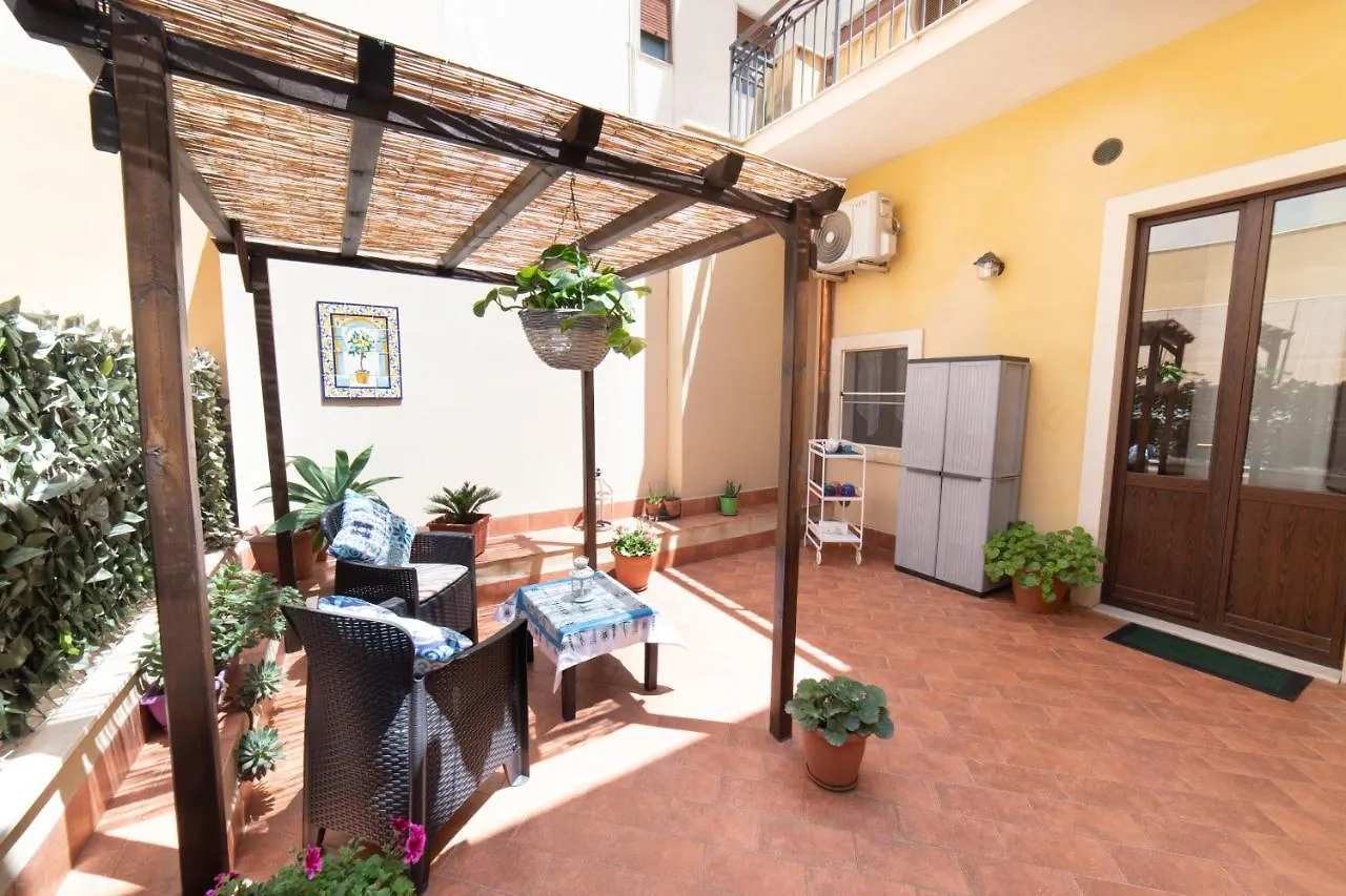 Alceo Apartment Syracuse 0*,